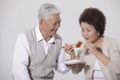 種植牙每日早晚都要清洗嗎