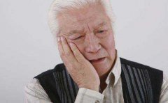 牙周炎症狀具體表現係點樣嘅?